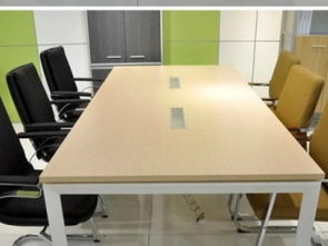 北京會議桌選購與定制全攻略 從板式到鋼木，價格解析與廠家推薦