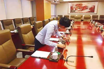 2019學(xué)習(xí)創(chuàng)新年 佳兆業(yè)物業(yè)匠心鑄就多業(yè)態(tài)標(biāo)桿項(xiàng)目會(huì)議服務(wù)新高度